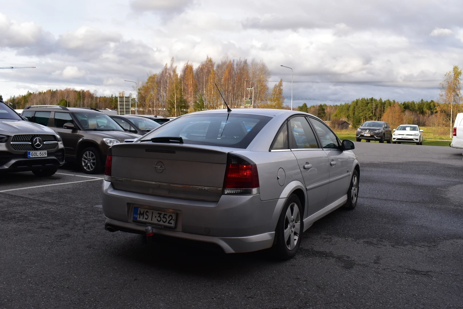 Car Image - Q9dK3XQl7aCYzATcJKQxc