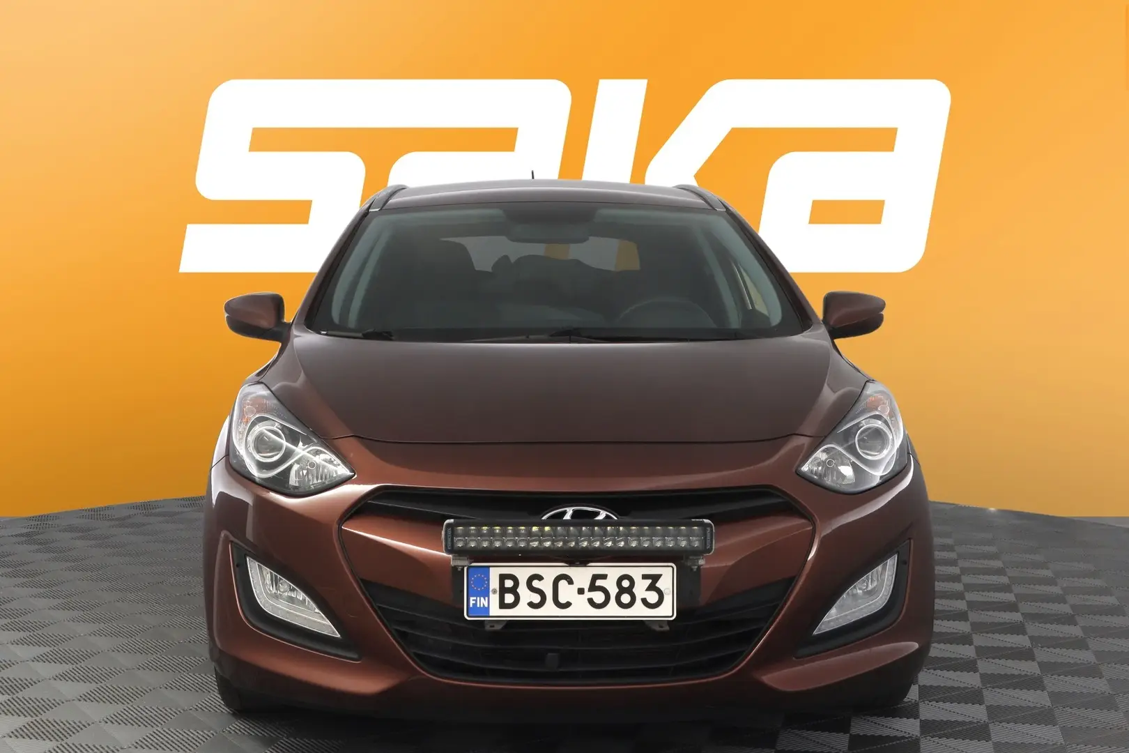 Car Image - 4ybmi9bRyEIp82pmMMiUbs