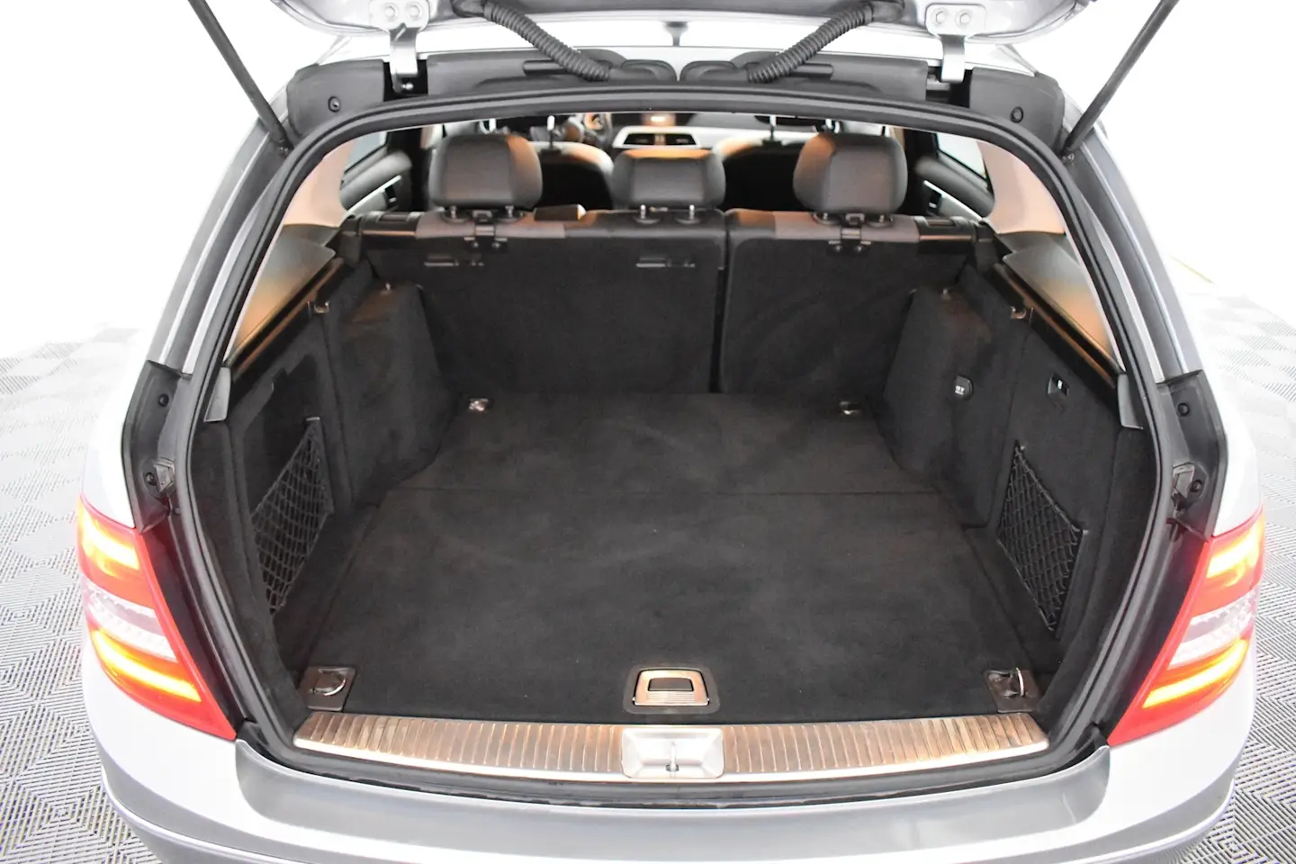 Car Image - 61AVuegj6SrhLw2VgjRfJQ