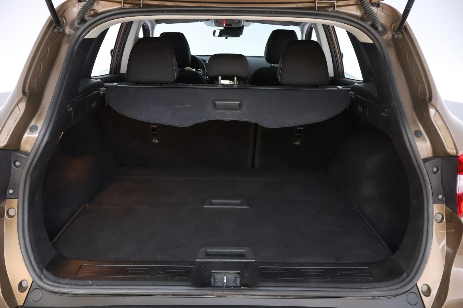 Car Image - 1g6PcQBNuN24qX0IvLibp0