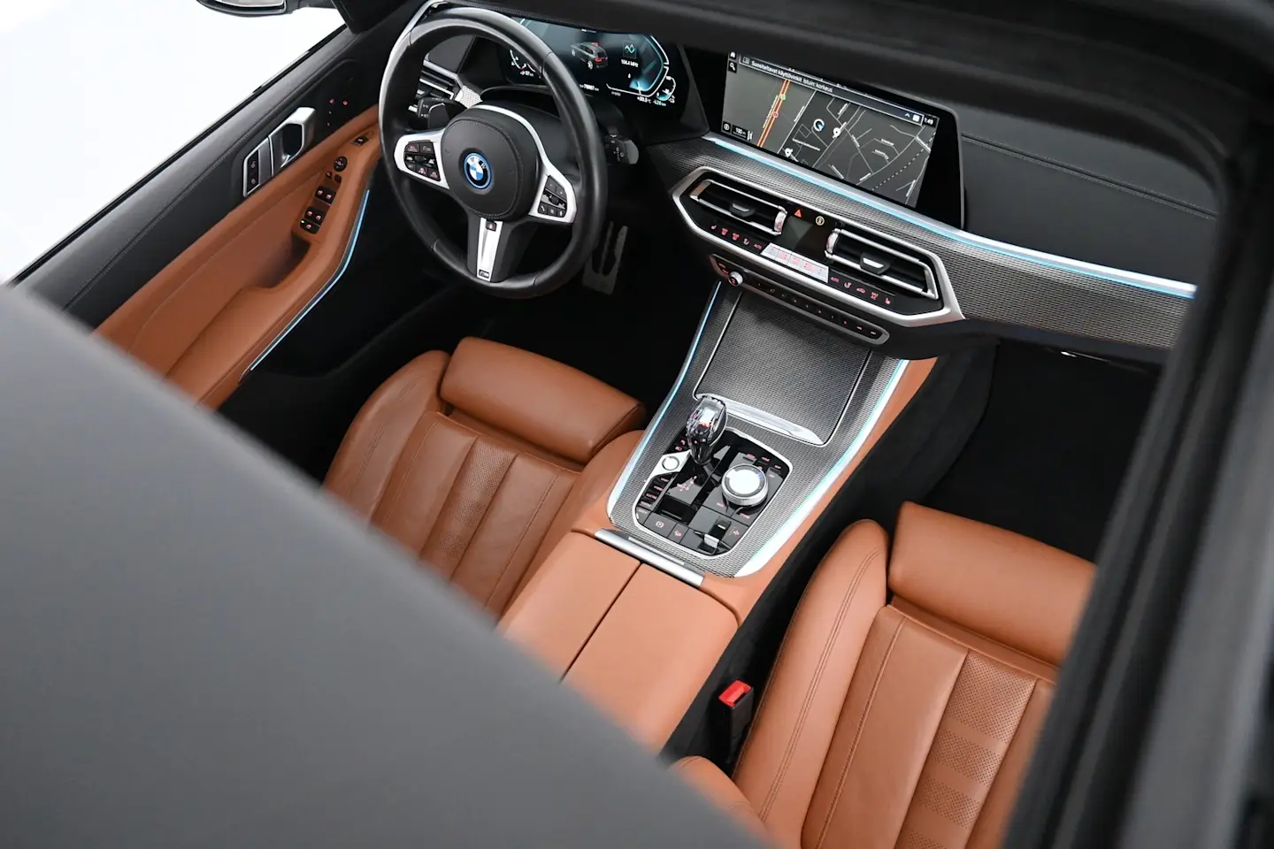 Car Image - 1YtSxRybyeRbrRFbOOCYmN