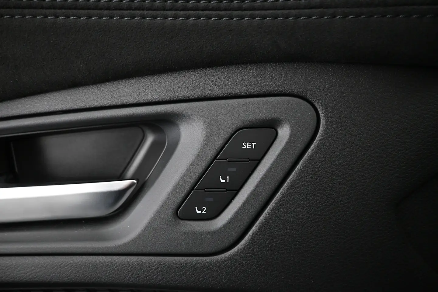Car Image - 1ek0awJZHJg9NmLZJWddPU