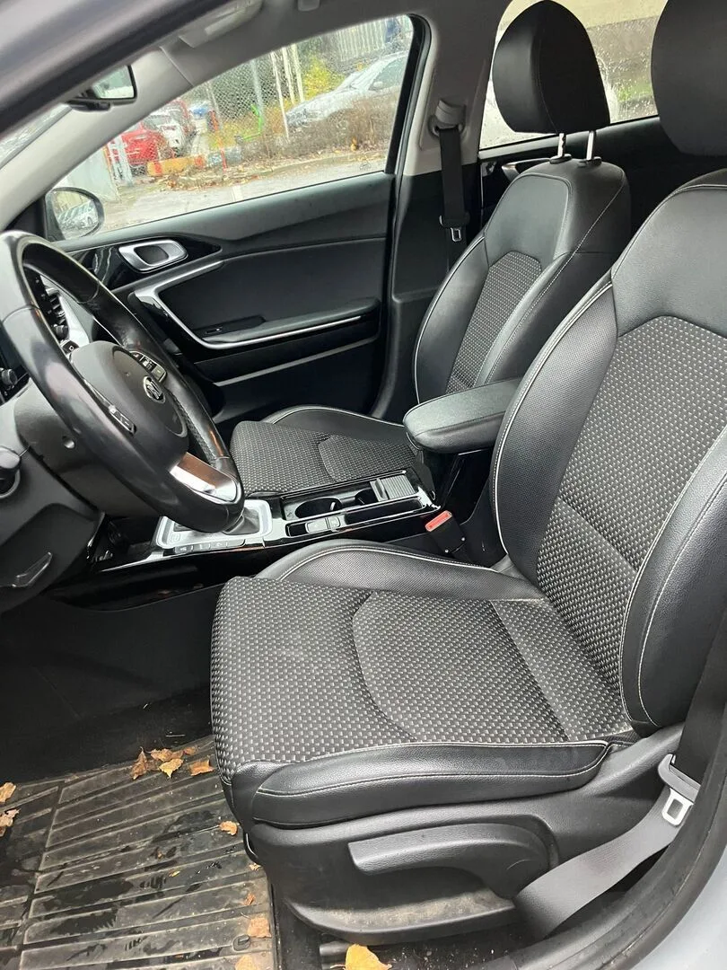 Car Image - 2YrYKKPanwEJ8ndGDufjL1