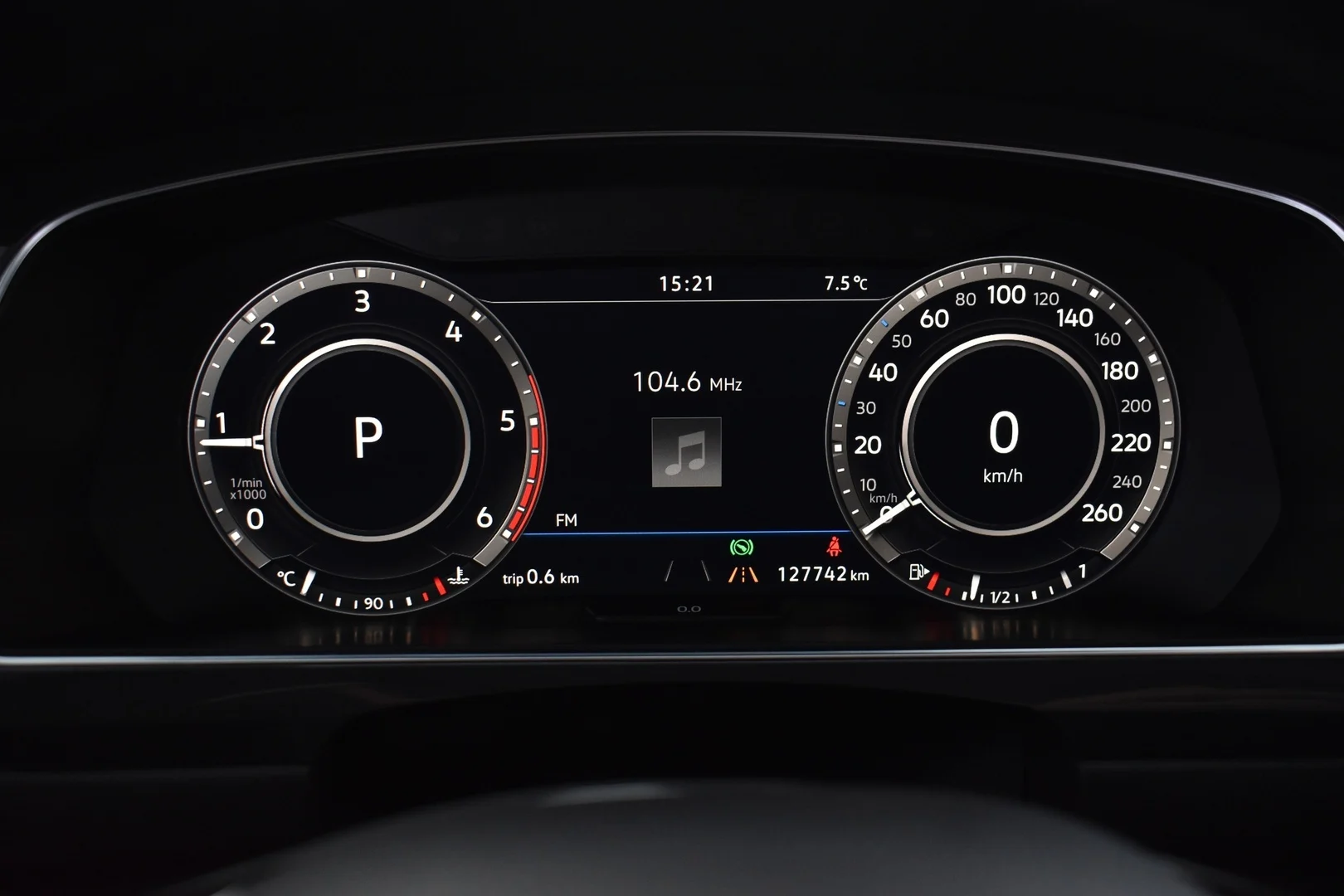 Car Image - MN5fM7pva9S8qhk13qUhL