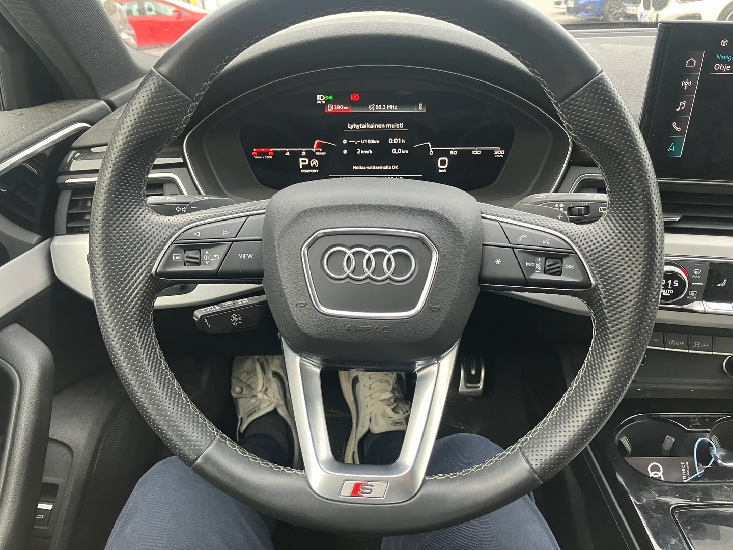 Car Image - 37ZMIfXlDwKM8lh5ET5tiK