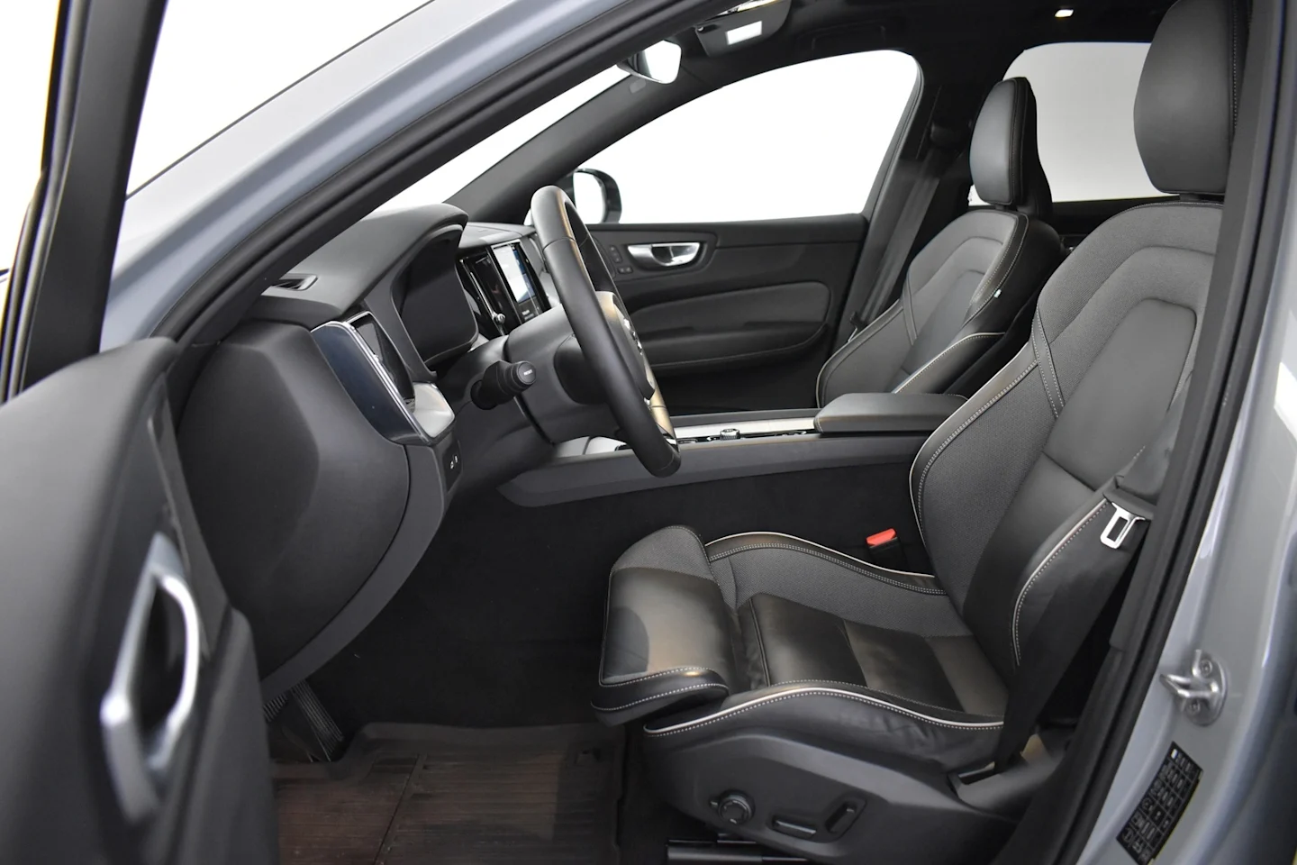 Car Image - 2l8zWTFjzxPQ4ene4M9Mb1