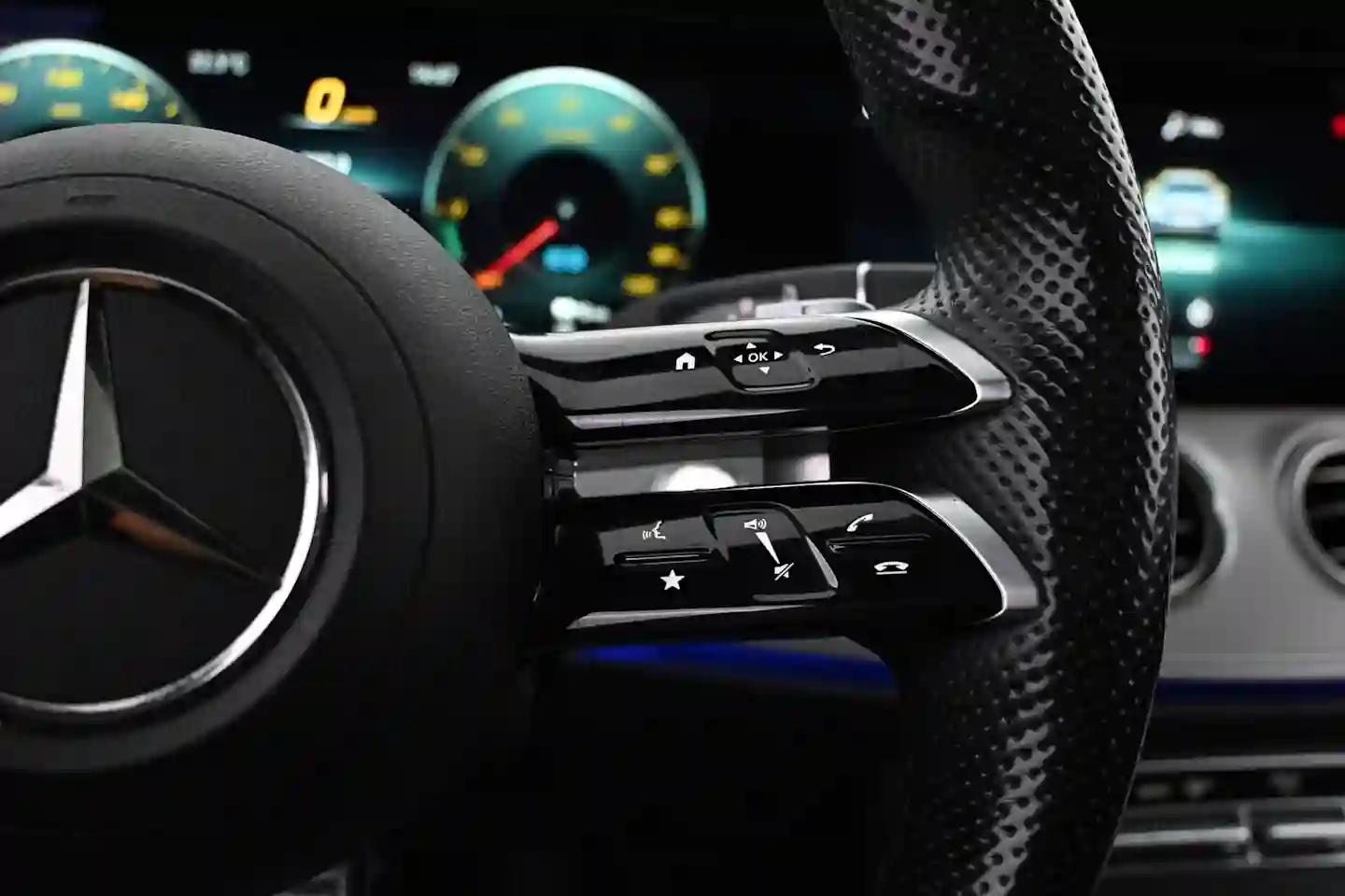 Car Image - 1dXRc4TrUylVOs6tWR7mlg
