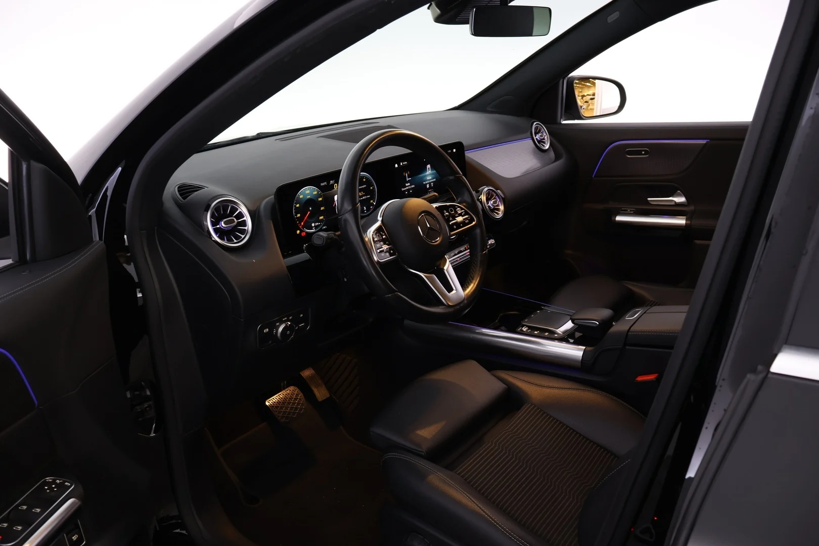 Car Image - 5x40m5MRJlmurbCC1fEay5