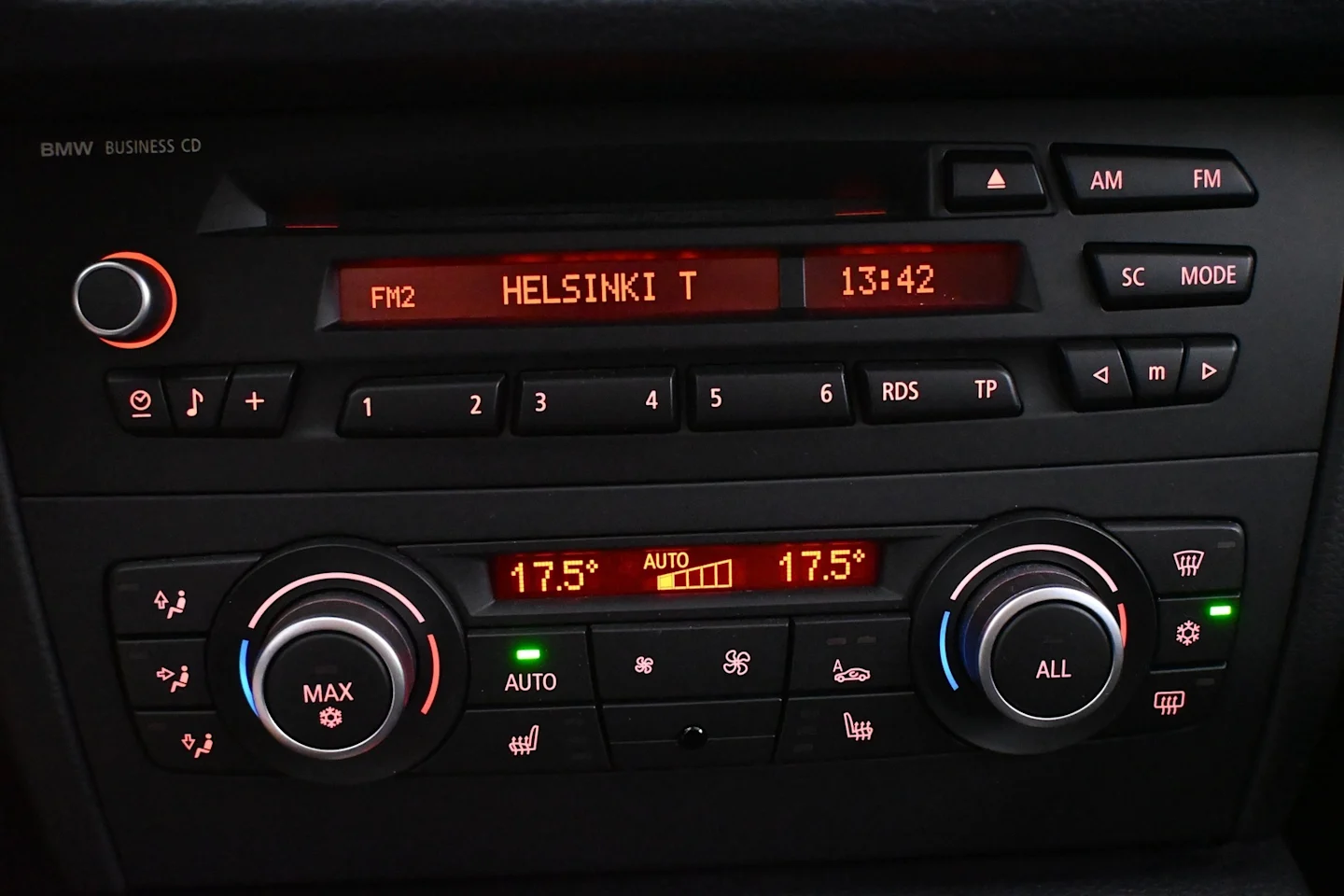 Car Image - 3BGro8XiqG834gByow2267
