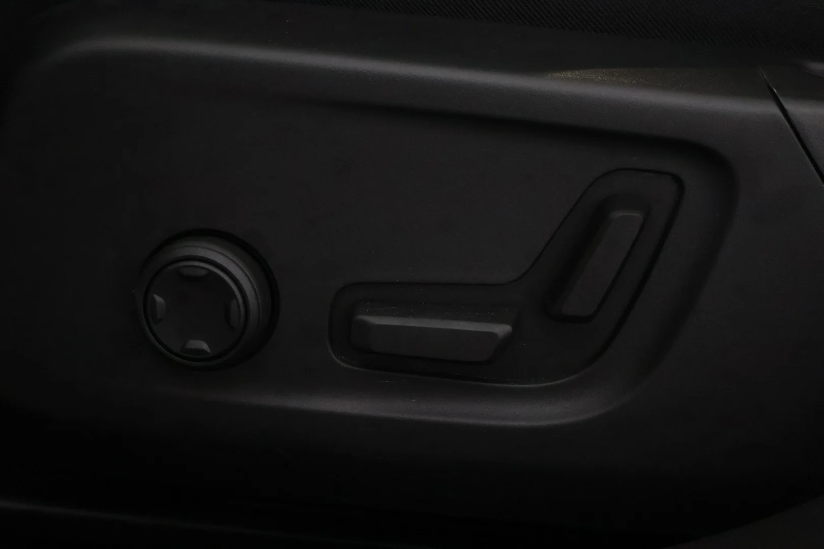 Car Image - 7qkVBv2qEXs9wYBIZDll67