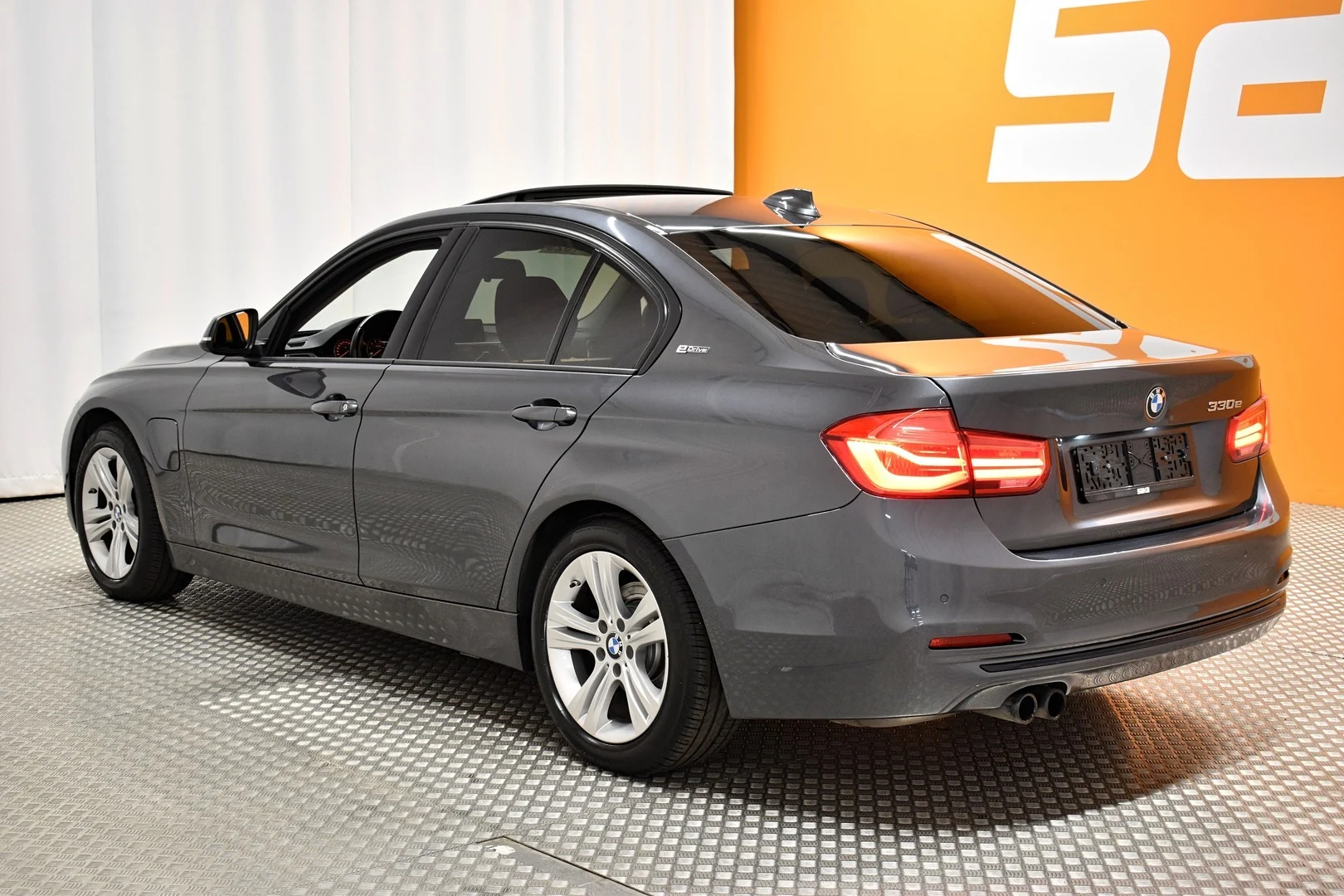 Car Image - 2RGd6c48pJ0PDFExILfpJo