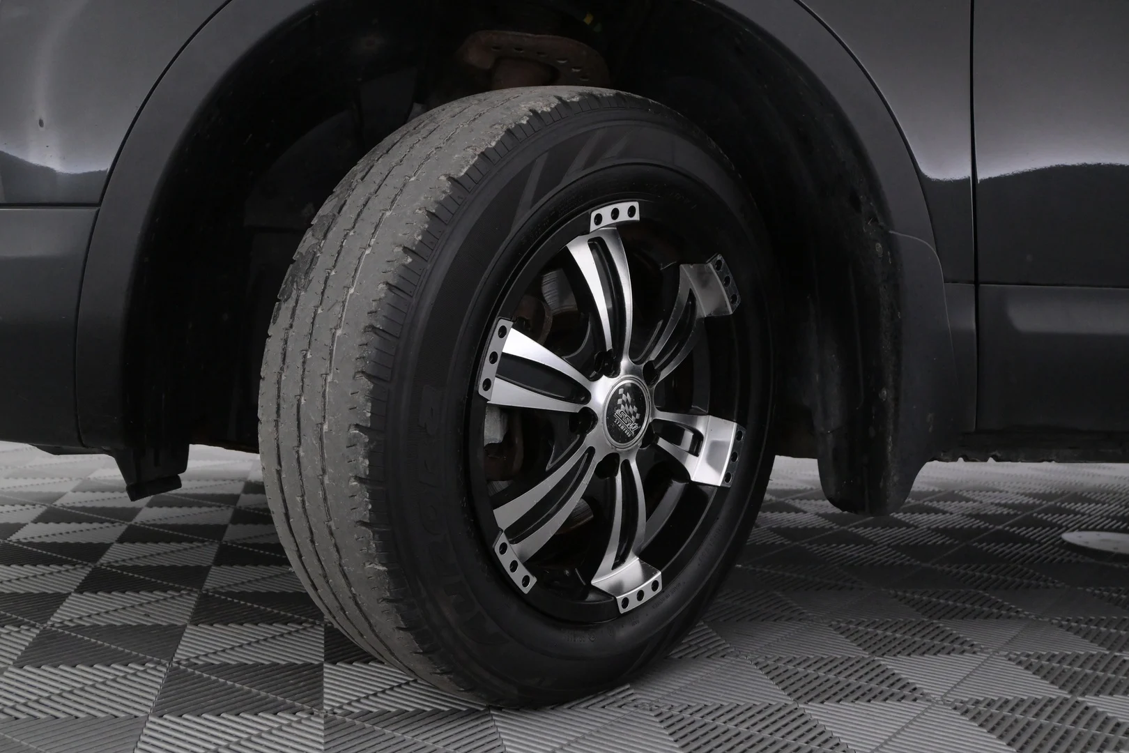 Car Image - 3sDqALfhaVZssf69HvBnPx