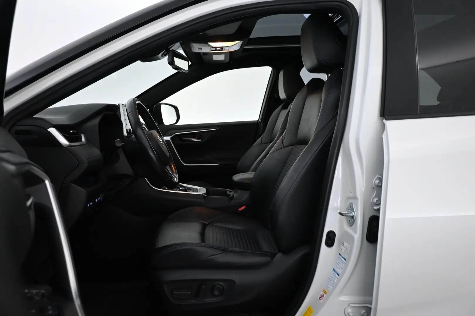 Car Image - 5ttHdX0whO6d6u9RK33l3F