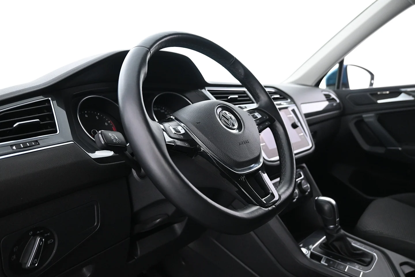 Car Image - wVU67ZzfgRVfJA9aUcTI5
