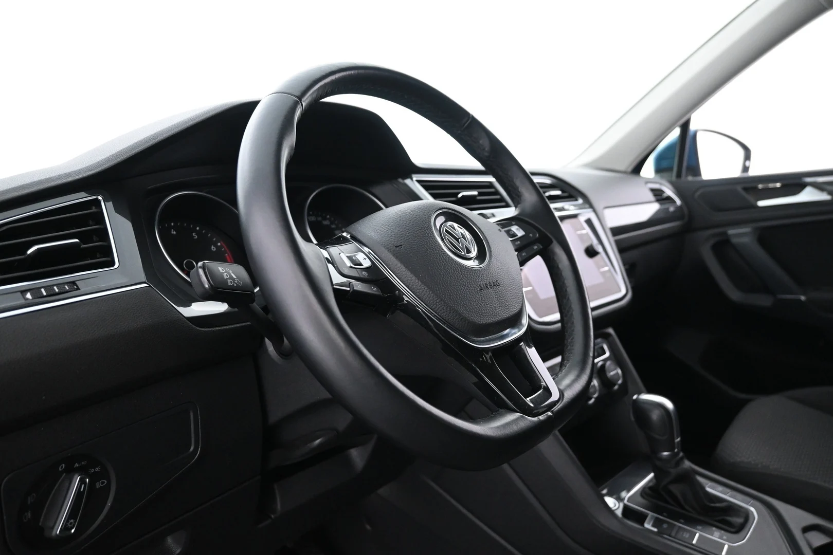 Car Image - wVU67ZzfgRVfJA9aUcTI5