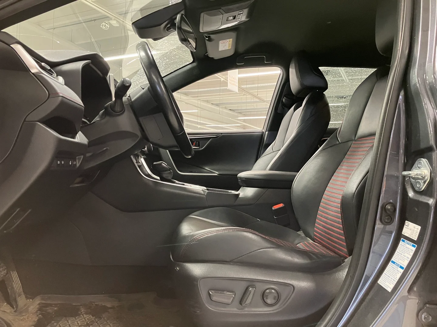 Car Image - 5yrN0OlZ7JYbD3mSXwhTbI