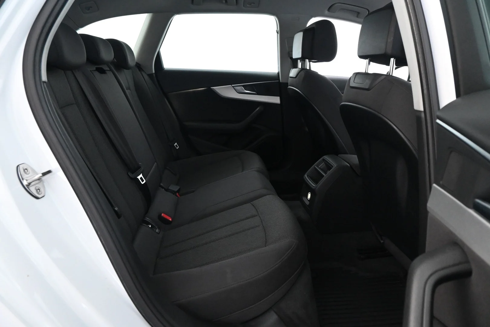 Car Image - 7twznAdUxZgCRUqnhZ42wA