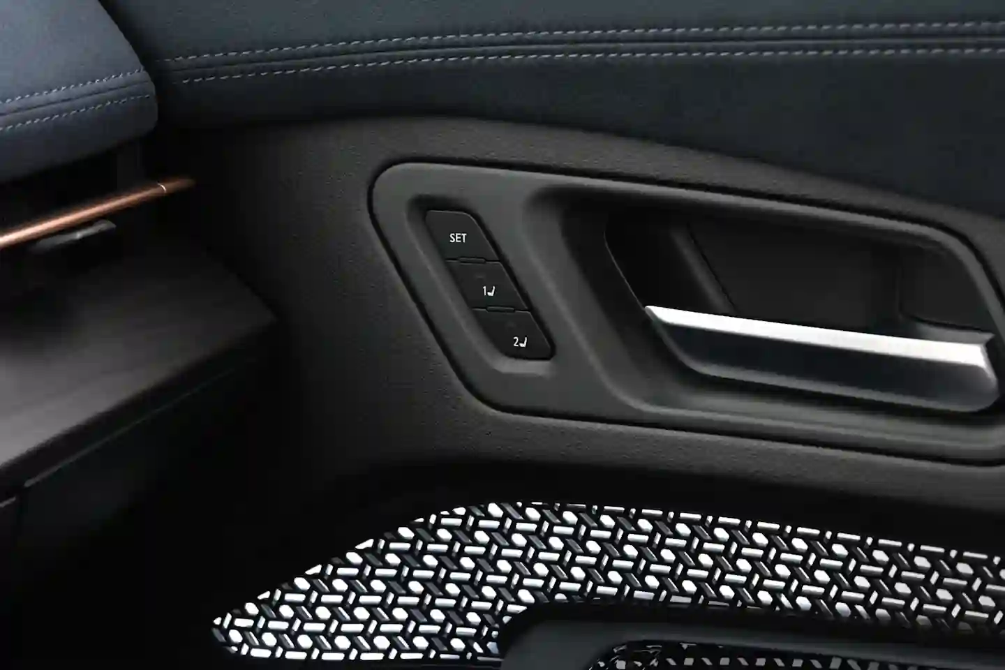 Car Image - 3XSbVpIExUhR4Rhxwkn0Ln