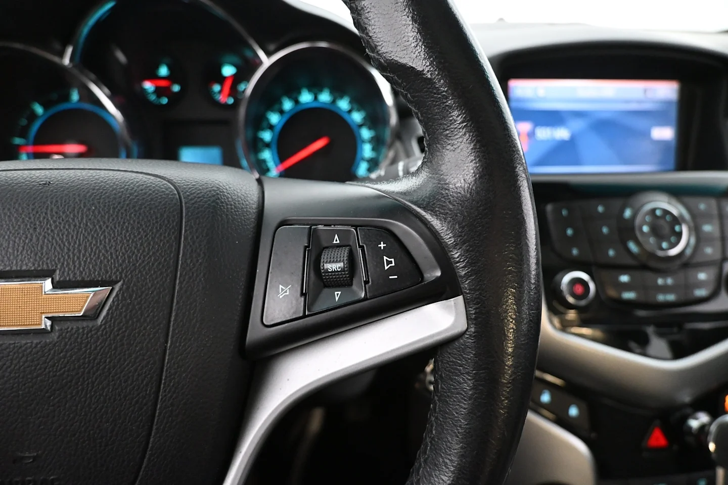 Car Image - 3k28J2OsPhugaIrLWHSPil