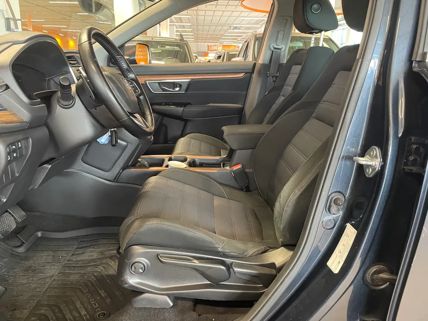 Car Image - 3aauBYkX8BKWVV1TlbKYra