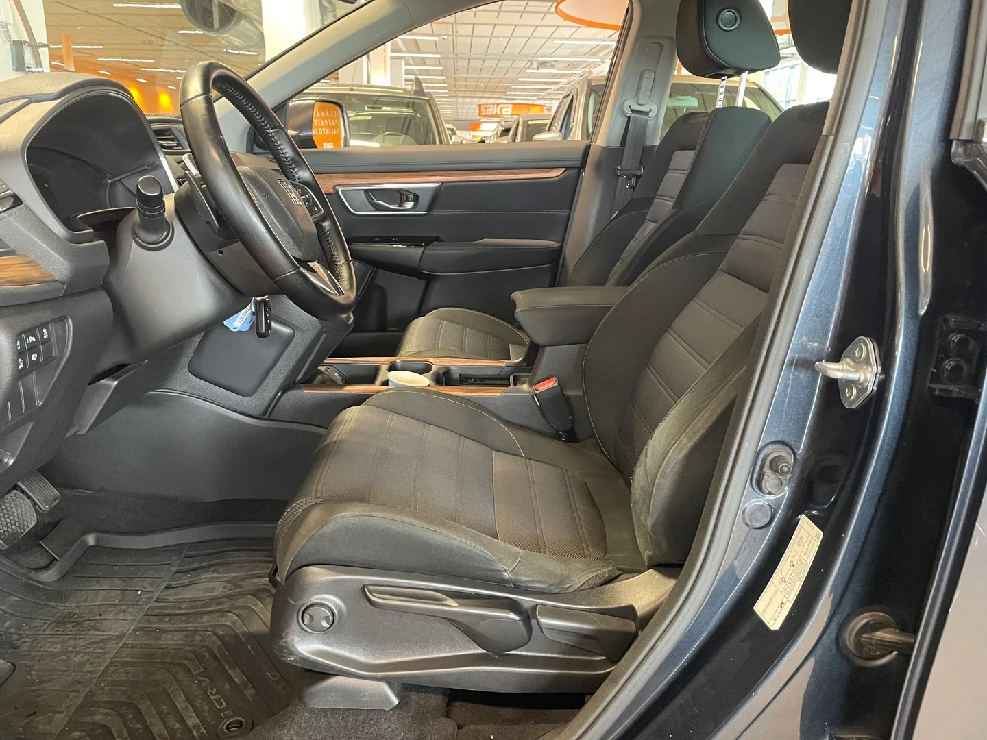 Car Image - 3aauBYkX8BKWVV1TlbKYra