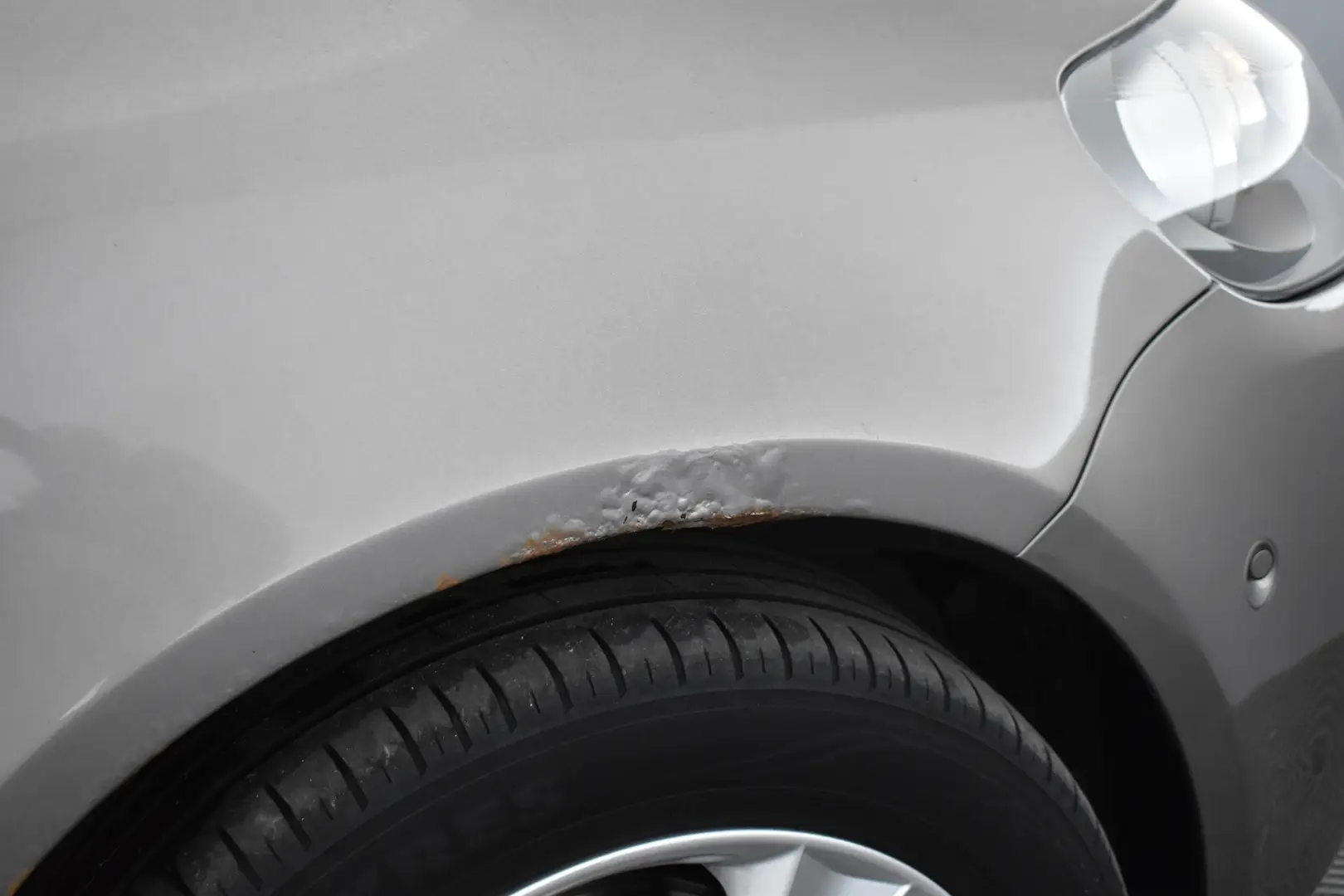 Car Image - 1lLICZA9rEl0kvtzTZv1hy