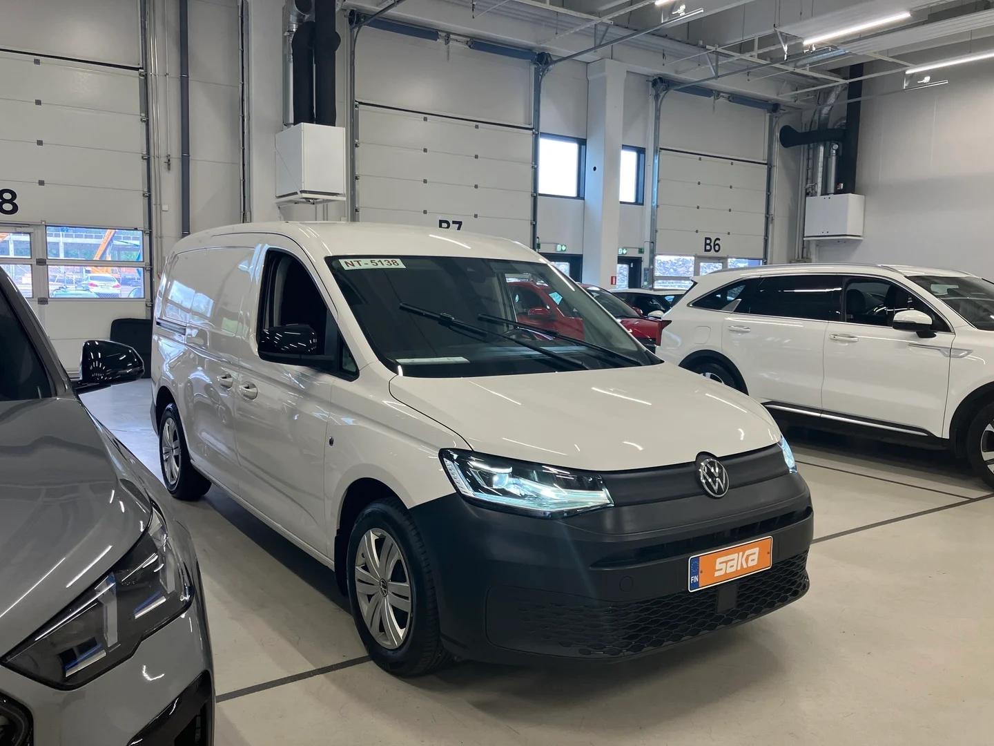 Car Image - 6lBYe9phoVmK3UWK1j0pR7