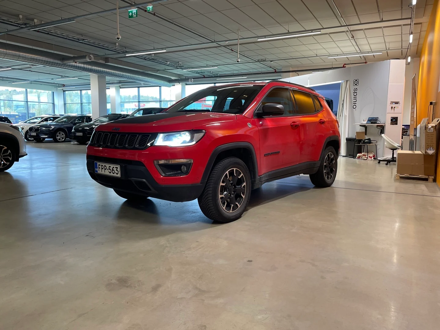 Car Image - 2OeRIyCI2CbbhlWklZg2yF