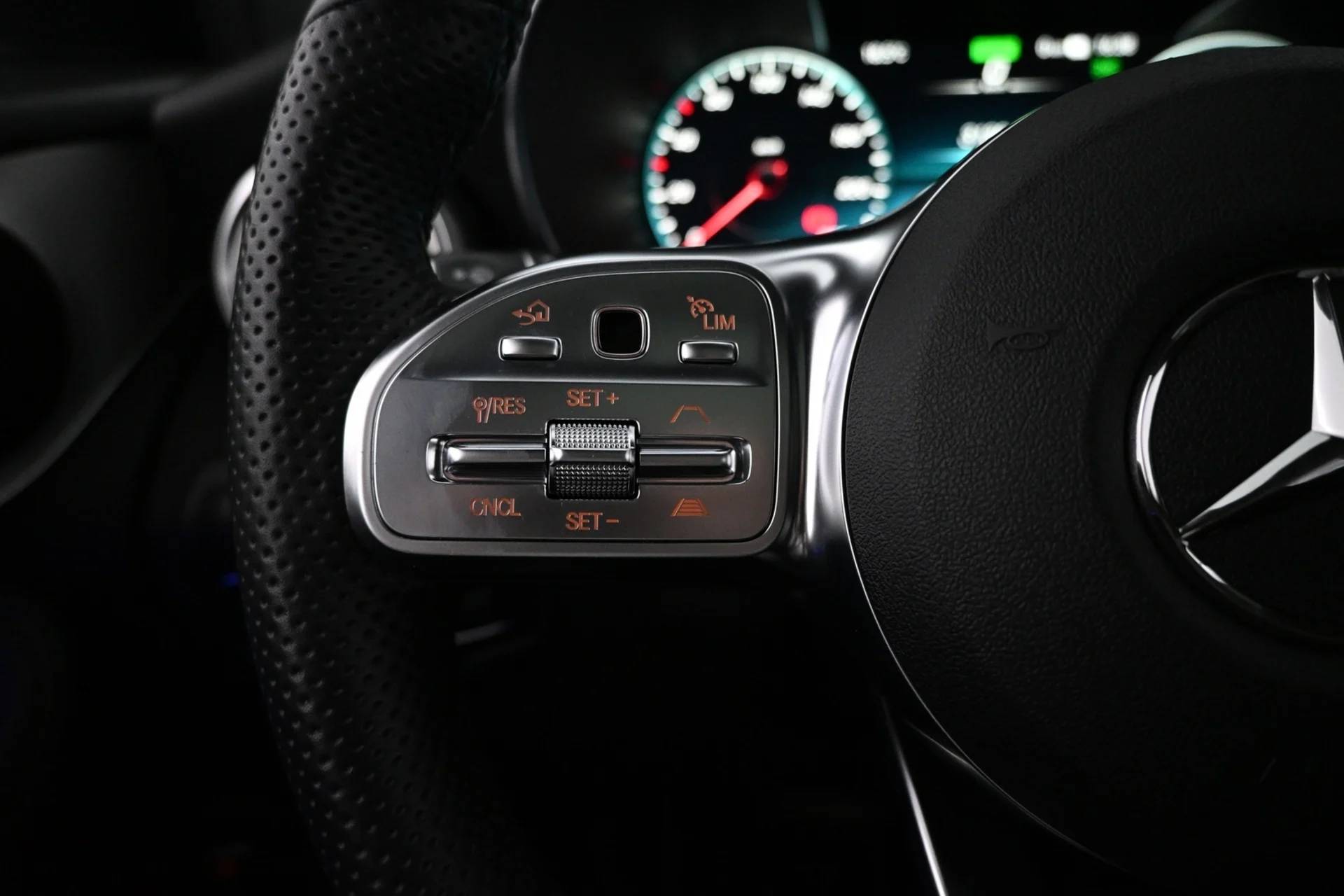 Car Image - 2yZABJC26y1MSVnxplToZ7