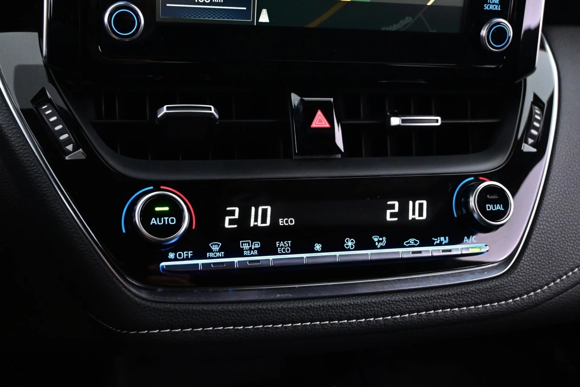 Car Image - 1G9OY6wA5ECYGf7NfZENUx