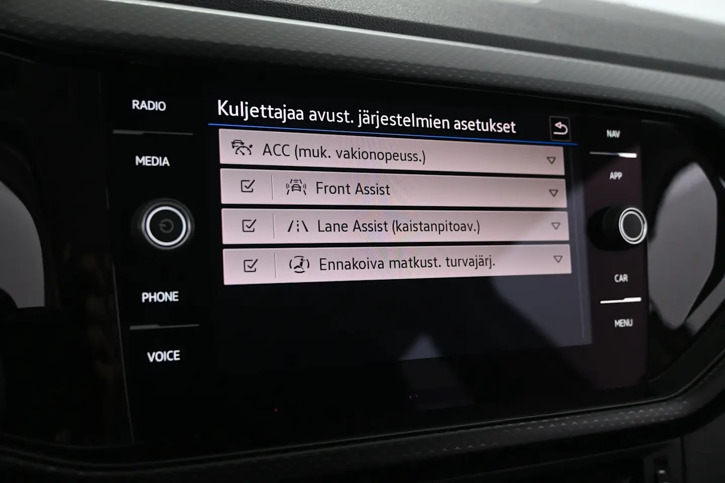 Car Image - 7Lli2guvrM4UqeoSBk7GSK