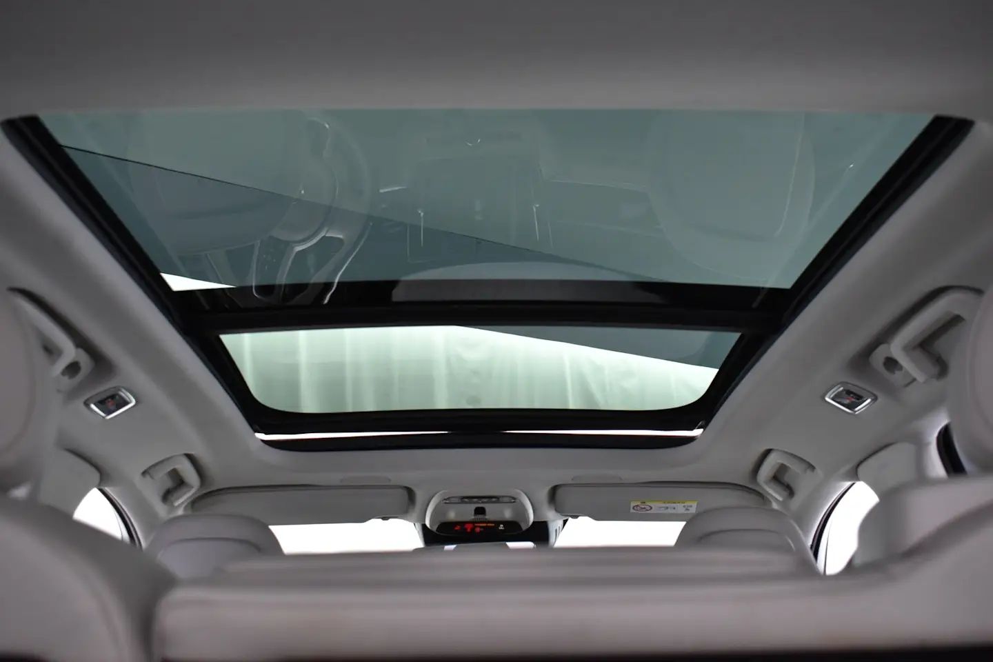 Car Image - 1umInfFIOgBBtUZnTUPfAx