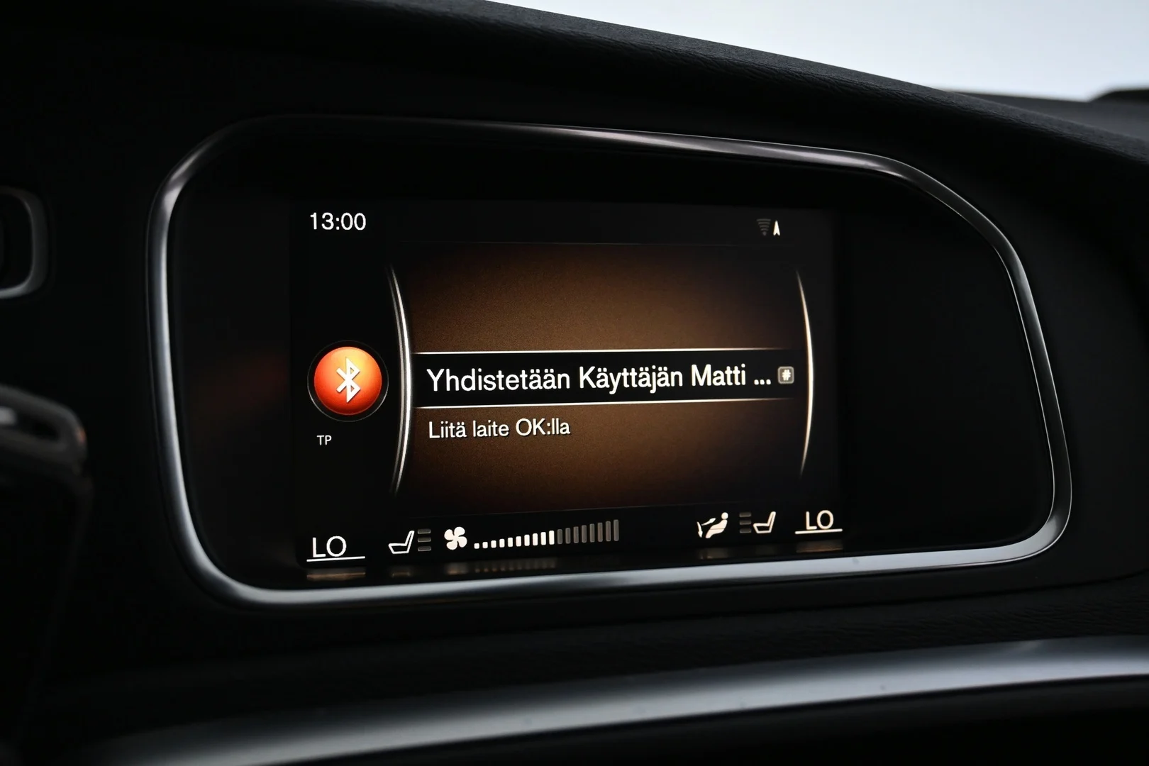 Car Image - 7lPIRqiTeBm3JRnAEOPbJK