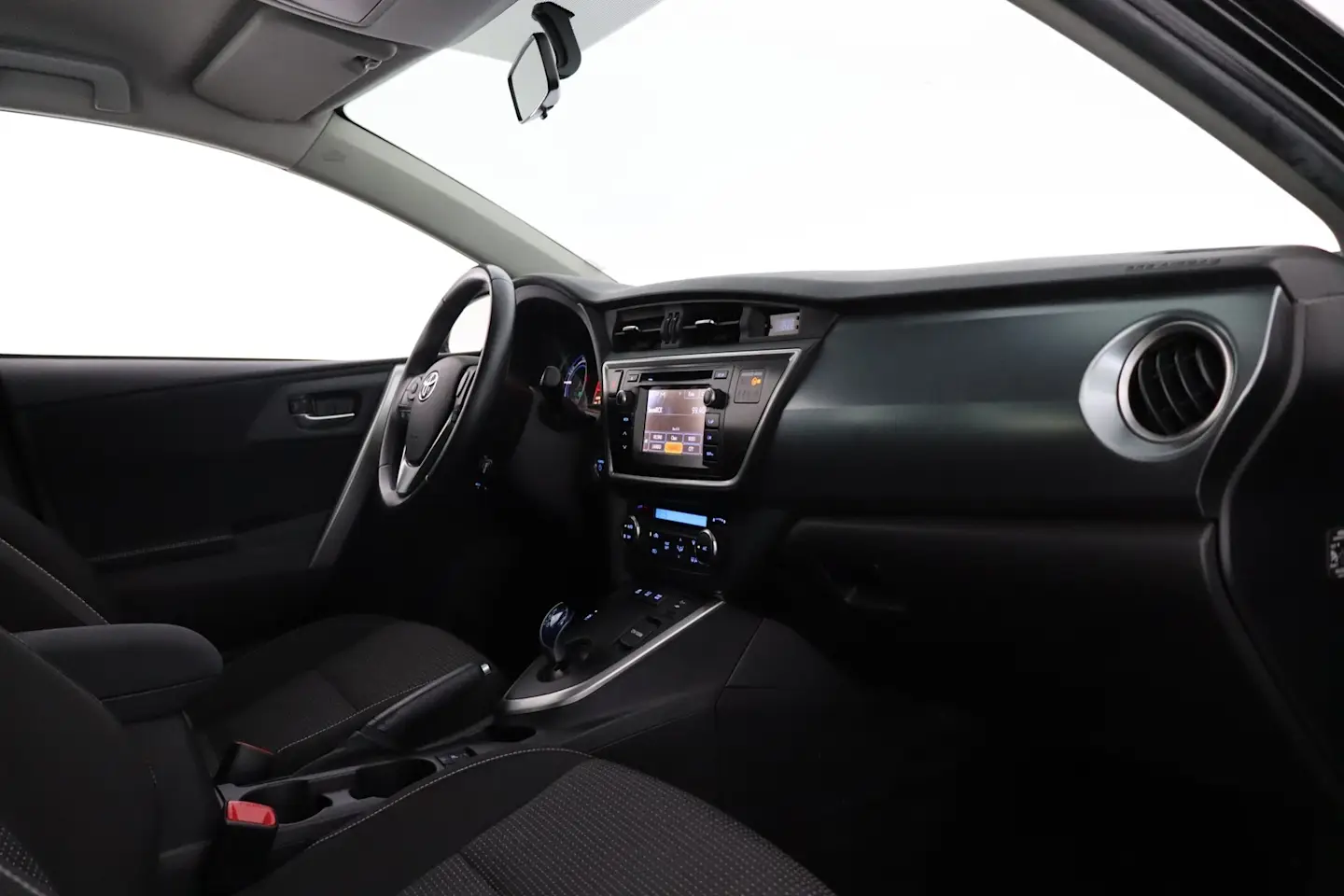 Car Image - 5rgEYnJBOqnjXtu0HFYV1O