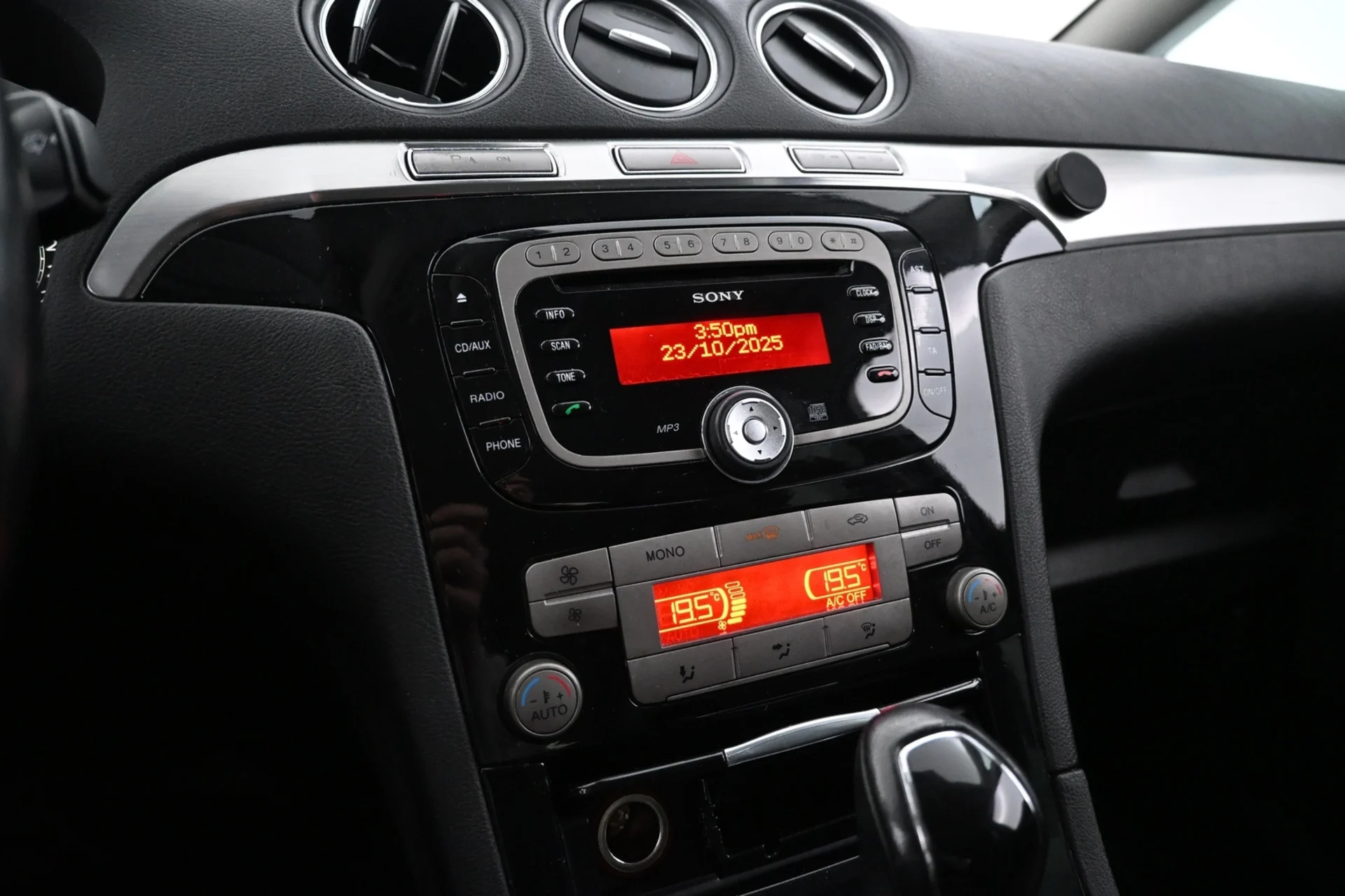 Car Image - 0j47KMCUyEObXx3jVf4Tu