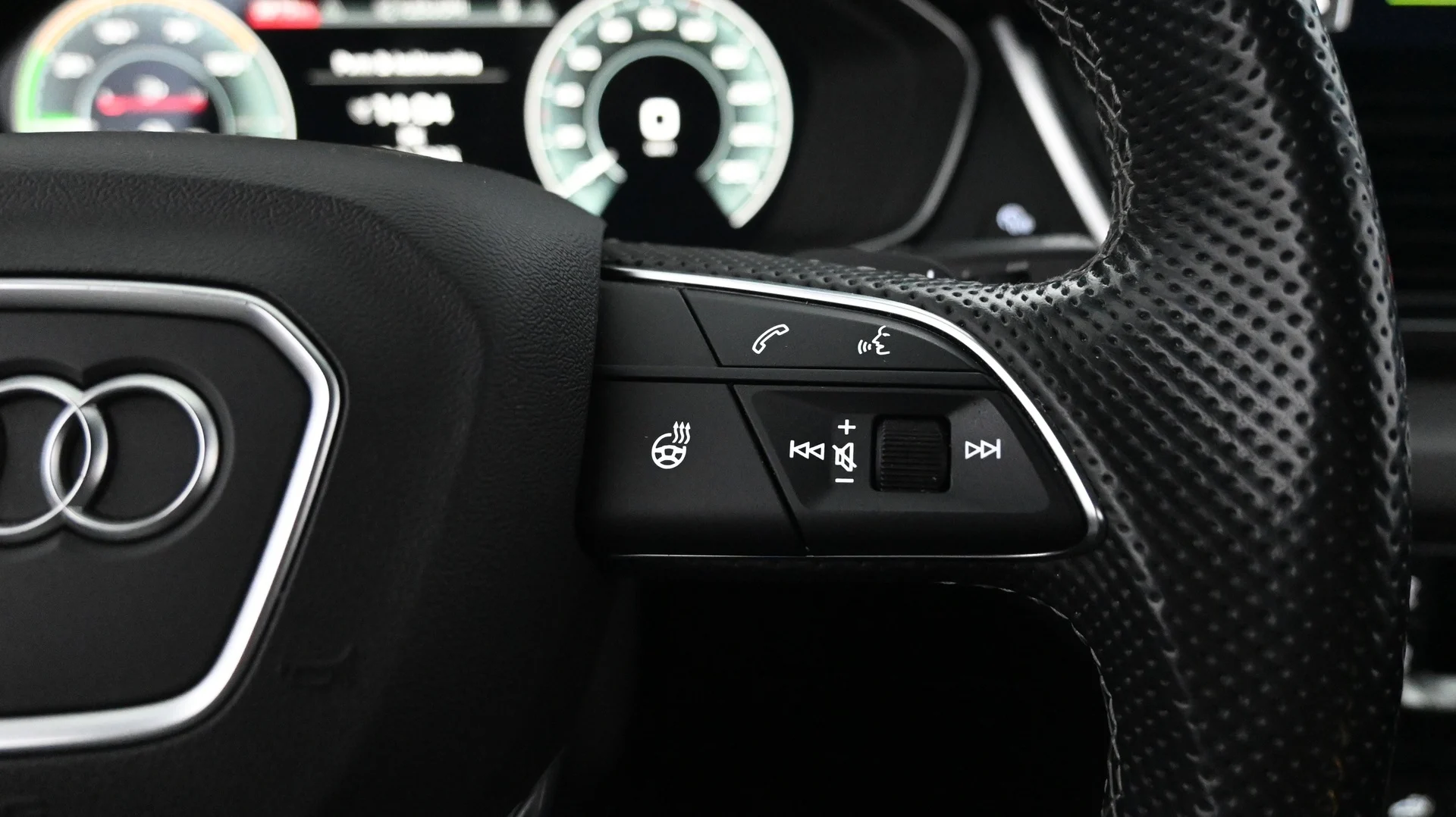 Car Image - 7vCir2R6sggMKkceUg0j2I