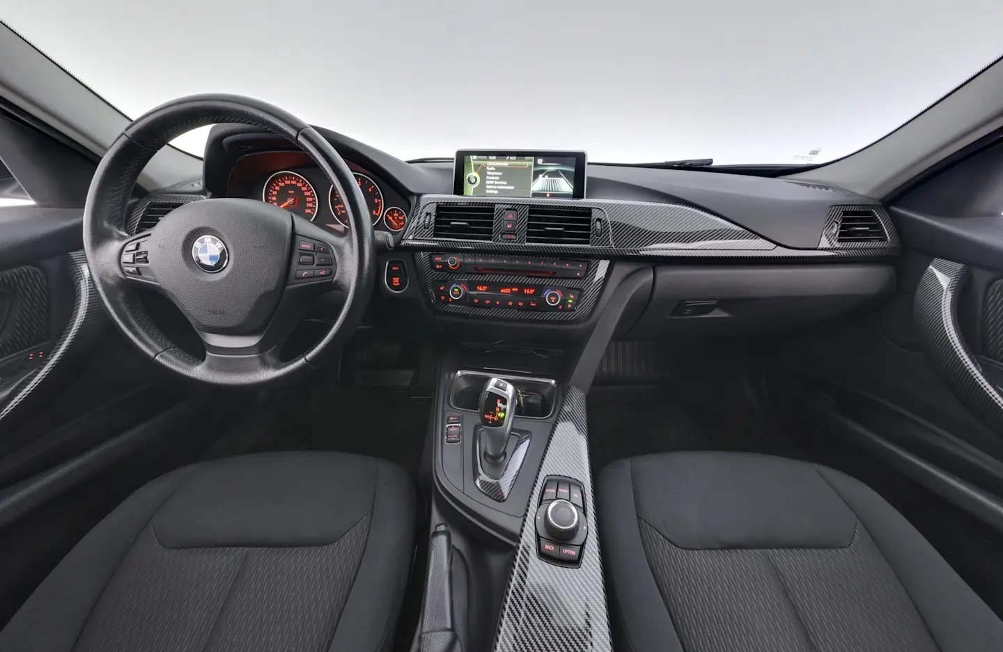 Car Image - xTTOVWgoigXYlx2ybWEaB