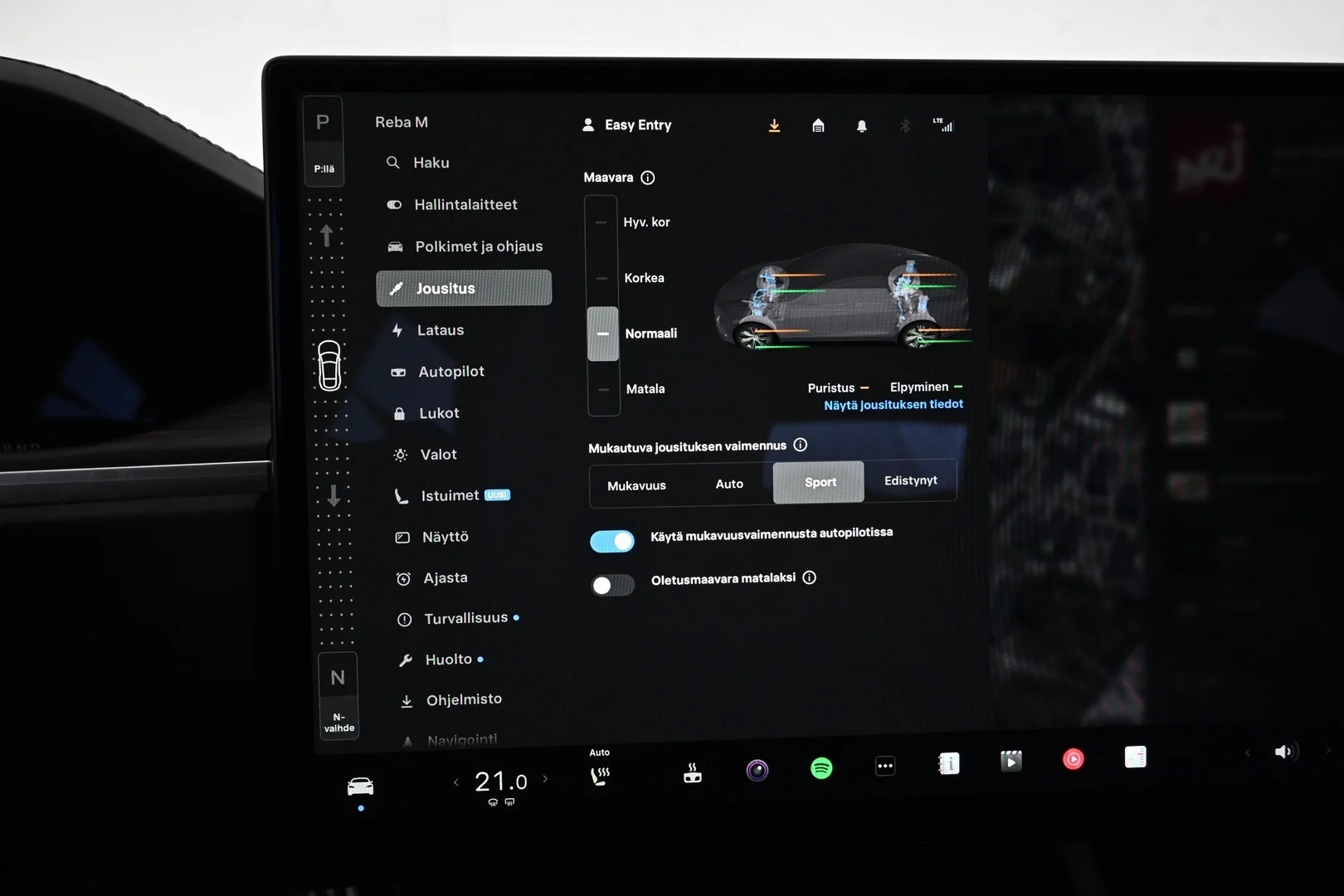 Car Image - 7kbRt0kGRE7isqF990QnTN