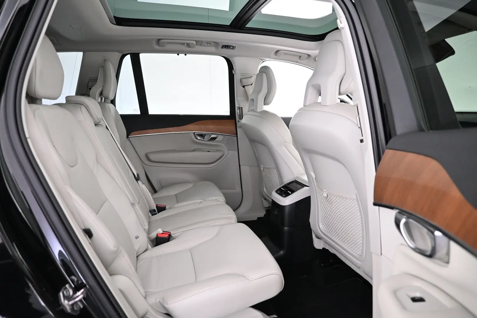 Car Image - 4wzFSFUoCceLO8IN0rTEY3