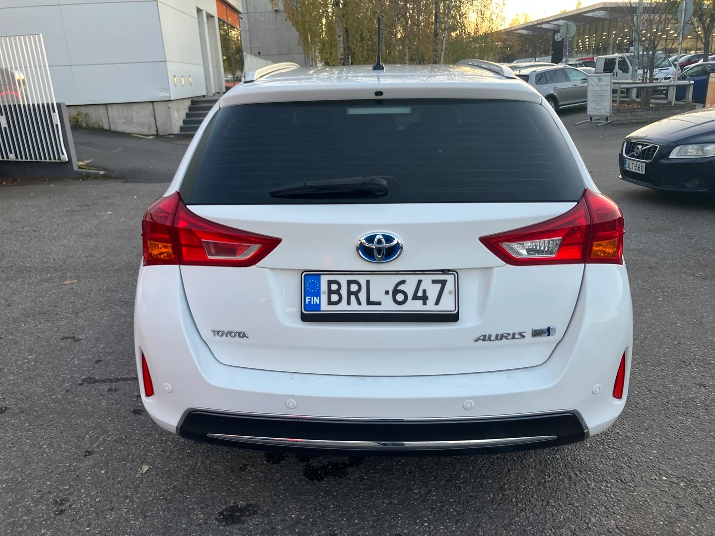 Car Image - 6V6UbkLxJXynuZOvkYvkNR