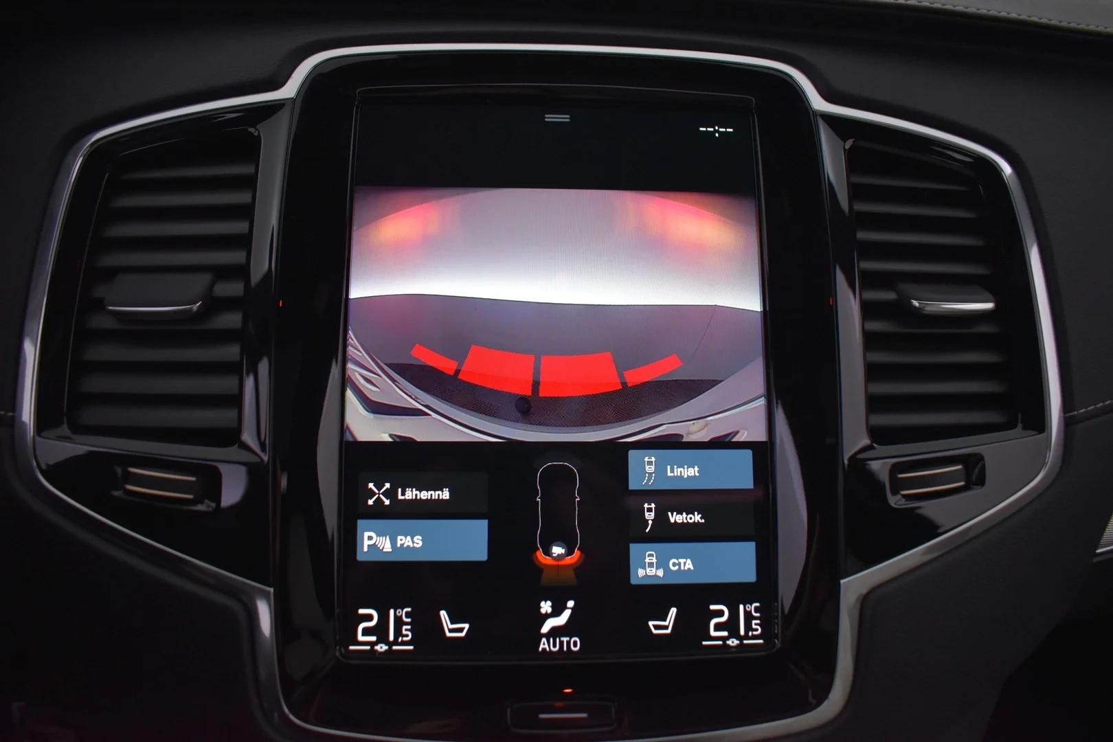 Car Image - 2kVYfXq4ZiV5Uv8AVRnaGf