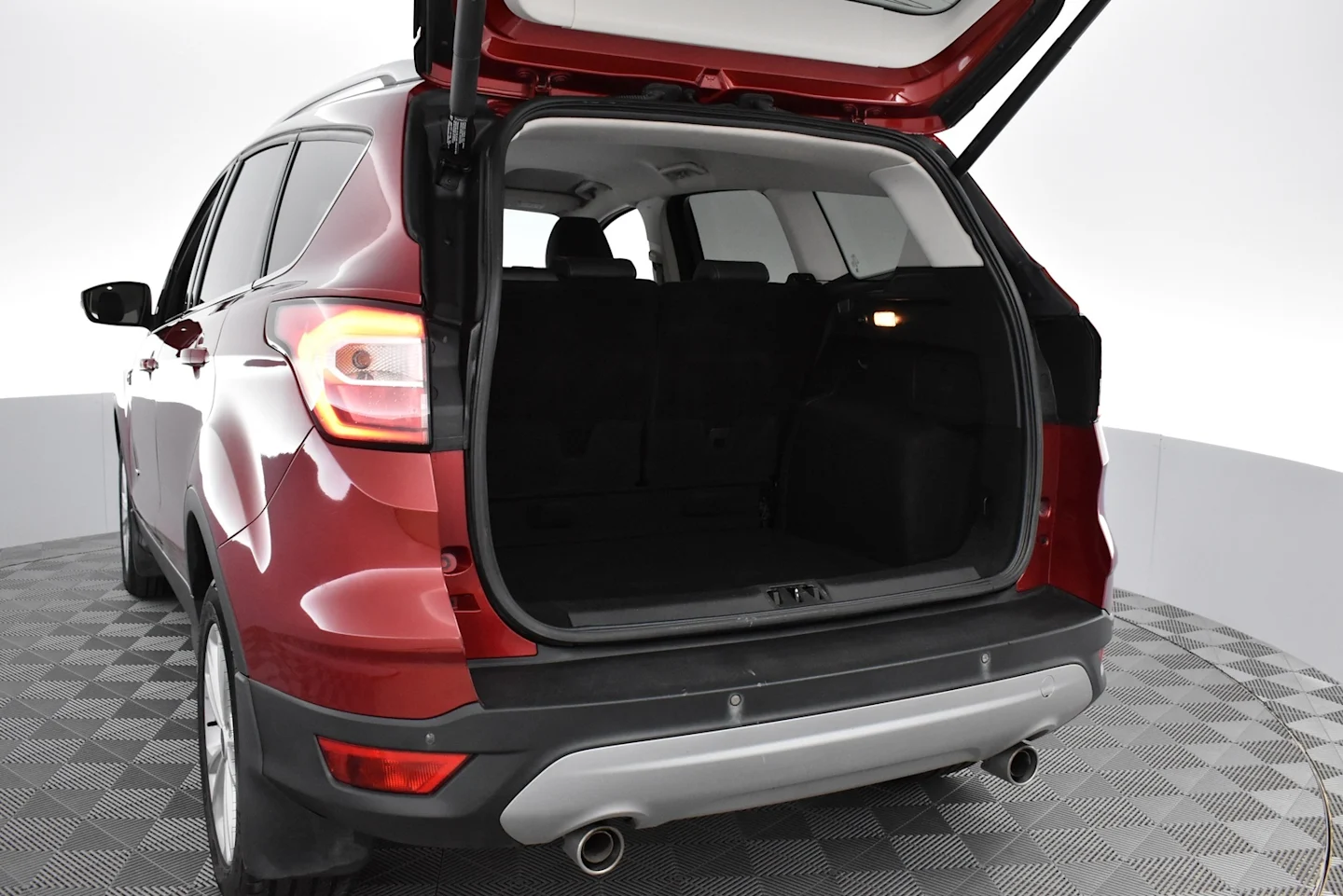 Car Image - 5Ieg6xDJsmDG4GdU3vpEKN