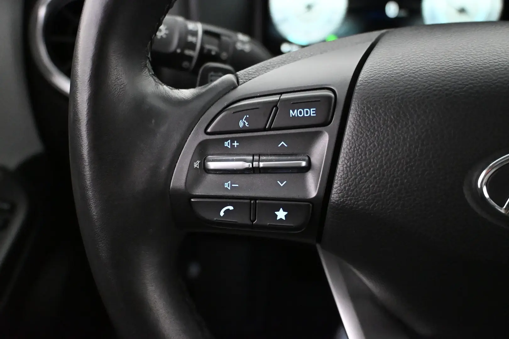Car Image - 4eG9CVeGkEkZfXiSs9JIp6