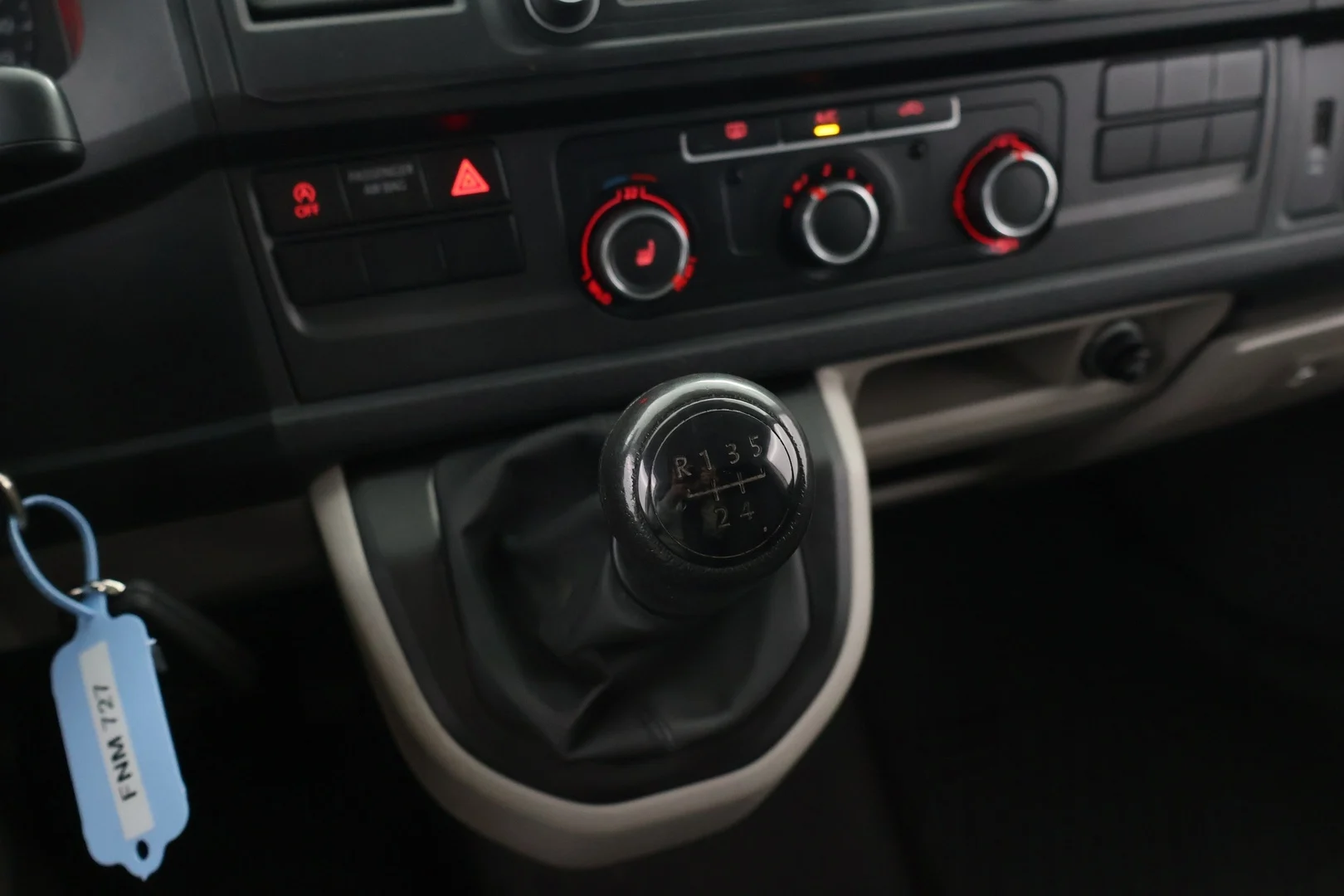 Car Image - 7ehVLvDNnXPUK0Vfx4Yf3e