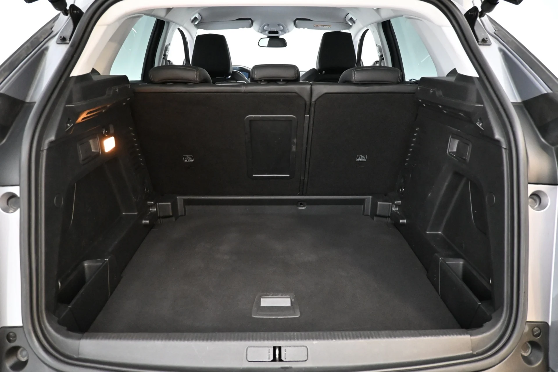 Car Image - 227sxtnksMkd1d8WIJqUXb