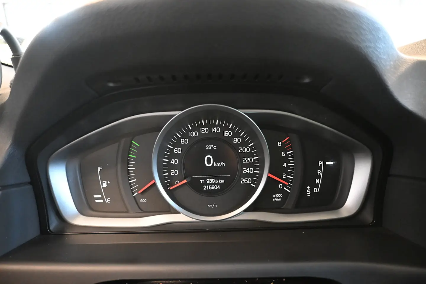 Car Image - 4V5BQhhqlZq6hvGB2rKl1I
