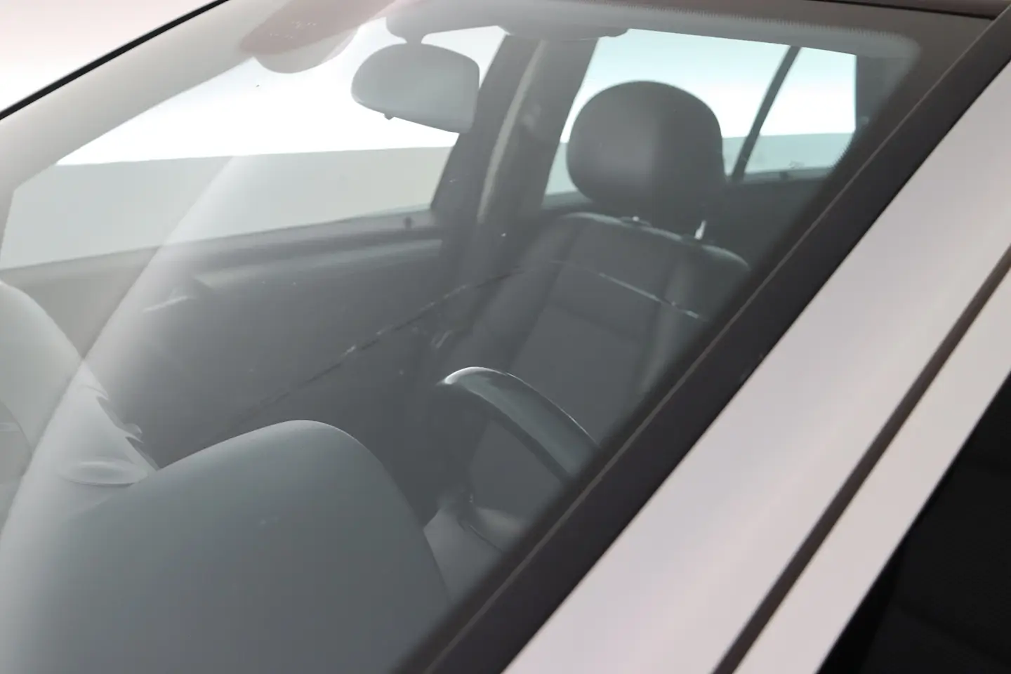 Car Image - 4aWgwJDuV5QPIK5mRLMis1
