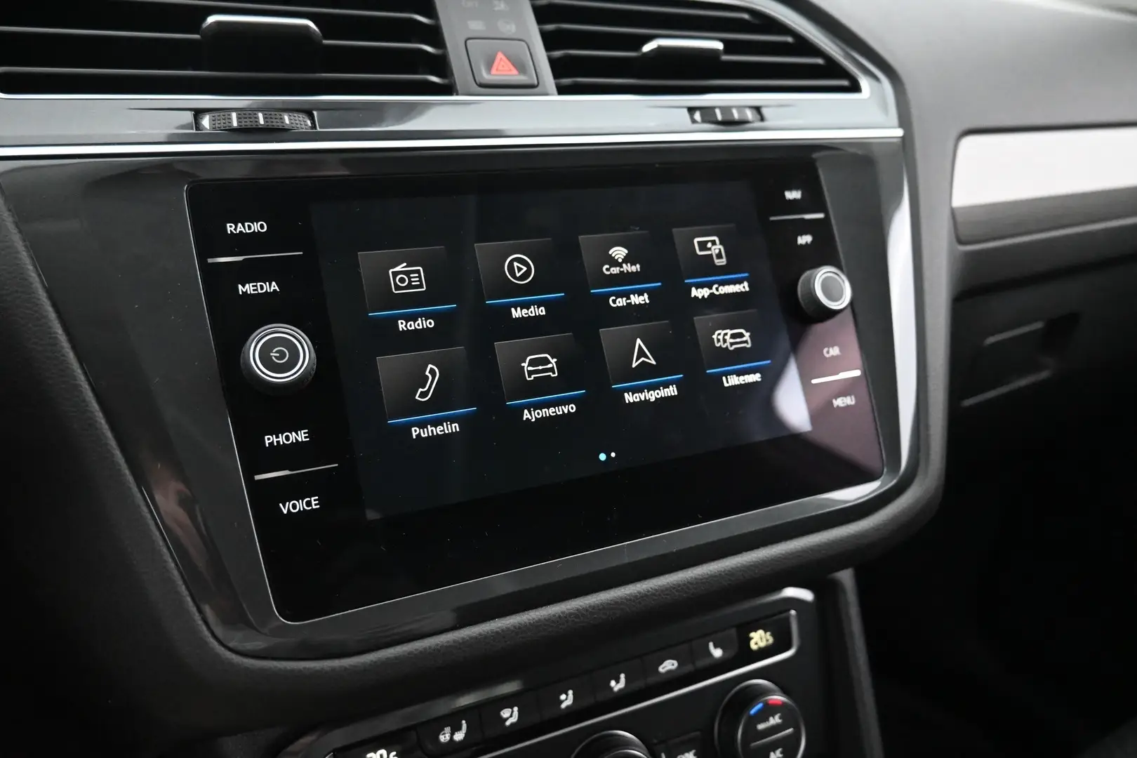 Car Image - 2Lo66UZKFpDlumonoHXi0G