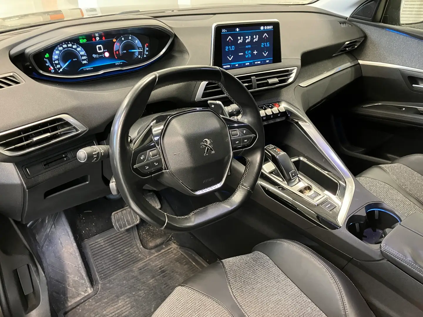 Car Image - 3HuIPffX6hK21drbtAWuVL