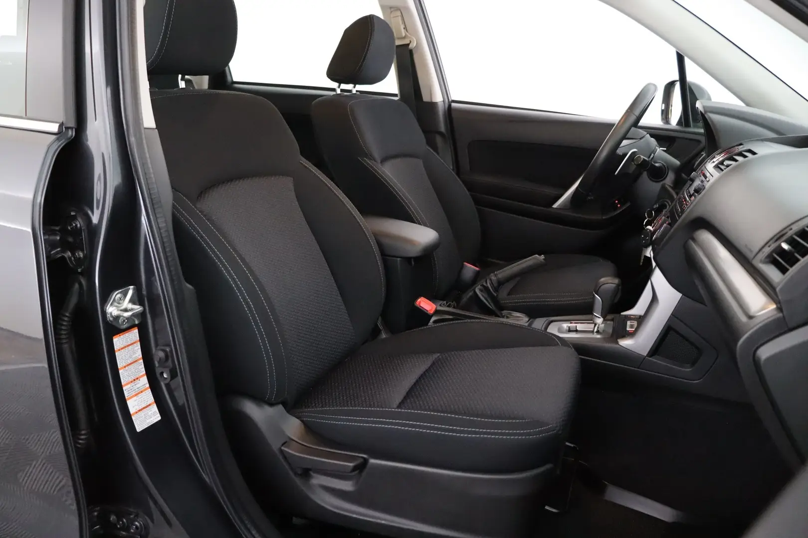 Car Image - lgxYfdDB1fVkjAHHxAgi1